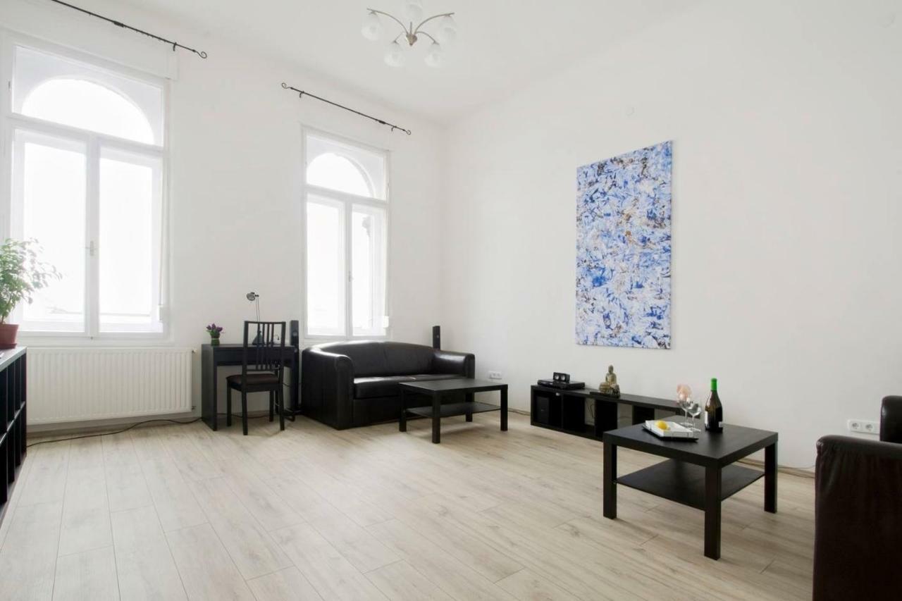 Apartment Andrassy Budapest Exterior photo